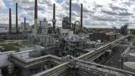German factory orders drop in new blow to Merz