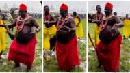 "He eats very well": Confident man with pot belly uses big stomach to dance in public, video goes viral