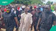 Dan takara ya shiga kauyukan da 'yan bindiga suka yi barna a Katsina
