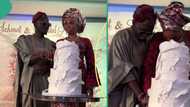 “There is always an extra child”: Newlywed couple disagree over the number of kids as they cut cake