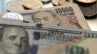 Asian markets track weak US lead, eyes on yen