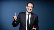 Tout sur le journaliste Darius Rochebin: femme, famille, salaire