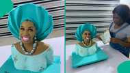 Baker shares incredibly beautiful photos of cake that look like real human being