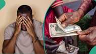 Again, naira depreciates against US dollar in official market