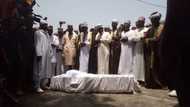 Alaafin: Video reveals remains of monarch as Oyo chief Imam, others arrive palace for burial rites