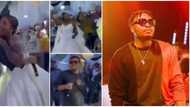Rapper Olamide surprisingly showed up at couple's wedding, the bride screamed and jumped in video