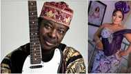 King Sunny Ade Sings for Laide Bakare at event, Actress Gushes