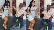 Short-looking lady with good shape dances sweetly for short elderly man, TikTok video video goes viral