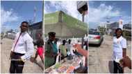Stranger gives man N10k for getting his PVC & ready to vote in 2023 elections, many look surprised in video