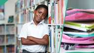 “My gender and suffering na 5&6”: Kind young boy carries his female classmates’ bags, clip trends