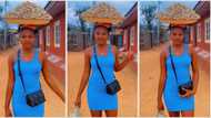 "Where are you from?" Extremely beautiful lady hawks cooked groundnut in Streets, video causes stir on TikTok