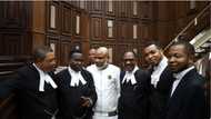 A Ƙyalle Nnamdi Kanu Ya RiƘa Kallon Wassanin Liverpool, Kotu Ta Faɗa Wa DSS