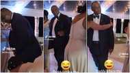 Lady twerks in presence of "father" at wedding, man gives her very bad look, she "vanishes" in video