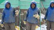 "Canada is not easy": Nigerian man working in the snow and heavy cold shares his job online