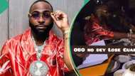 Davido refuses to eat from food already served as pastor says he'll be poisoned: "Something was in that food"