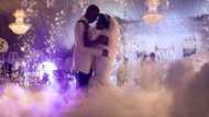 What to write in a wedding card? Discover the great answer!