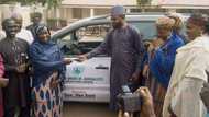 2023: Famous Kaduna governorship aspirant donates bus to NUJ, gives reasons