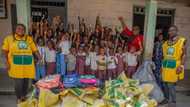 O.B. Lulu-Briggs Foundation Delights 3,000 Pupils, 800 Teachers at Christmas