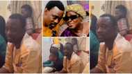 “They were so close”: Pasuma breaks down, cries like a baby over his mother's death, touching video goes viral