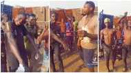 Welder boys leave their boss' work as they show off perfect moves to Portable's Zazu song in video, many react