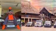 Hotunan motocin alfama na dan kwallo Emmanuel Adebayor, sun kai darajar N300m