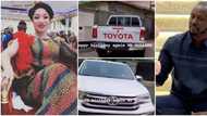 Tonto Dikeh shows off brand new pick-up truck she got for lover's birthday, Kpokpogri hails her