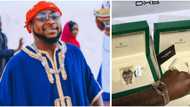 Davido stirs reactions as he shows off new Rolex watch a day before start of WRBLO tour in North America