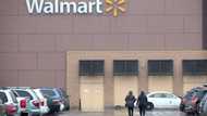 Walmart hiring fewer US holiday staff this year