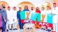 Sauya sheka: Gwamna Buni ya karbi mambobin majalisar jihar Anambra 11 zuwa APC
