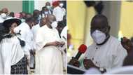 Jonathan attends thanksgiving service, tells politicians not to see election as coup