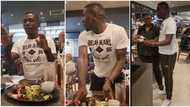"Call your manager": Young man creates scene in restaurant over food, scares waiters in viral video