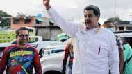 Venezuela agrees to help in Colombia peace talks