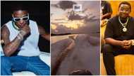 "Always minding his chills": Wizkid and Wande Caol spotted together on a beach, Video trends