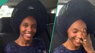 Bride leaves her face bereft of makeup, causes a stir: "Why did she wear a wedding ring?"