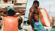 Nigerian man lifts 50kg bag of rice with his teeth, holds it in air for many seconds in video