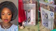 Mother reacts as daughter receives table top gas cooker at school’s graduation, mentions party fee