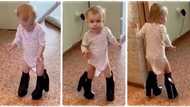"She is a future model": Baby wears her mother's high heel shoes and walks with, video goes viral on TikTok