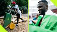 "Poun Poun": Boniface teaches Bayer Leverkusen staff Pidgin English as he pushes wheelbarrow