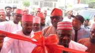 Hotuna: Bayan rashin nasara a kotu, Kwankwaso ya bude gidan abinci a Abuja