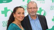 Ed O'Neill's wife, Catherine Rusoff, and their two daughters — the family he kept almost private