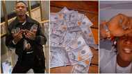 Singer Bella Shmurda loses his 'cool' as Wizkid gives him over N800k in dollars