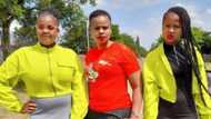 Photo of mother and daughters sets social media on fire, people can't tell mom apart