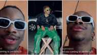“You’re possessed”: Singer Oxlade slams fan and his parents during a live session, video trends