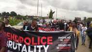 BREAKING: EndSARS protesters in Delta reject SWAT as replacement for disbanded unit (photo)