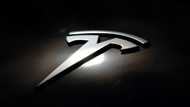 Tesla sales plunge further in France, down 59% in April