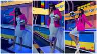 Young lady juggles ball with her leg more than 40 times like a pro in viral video, many people react