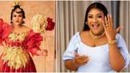 Actress Nkechi Blessing wins N500k at event, makes it N1 million and gives it to lucky fan at venue