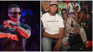 Overjoyed Nigerian man offers Wizkid his girlfriend for free in Warri, viral video gets many talking