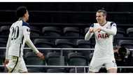 Gareth Bale scores world class goal as Tottenham progress to Europa League last 16