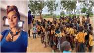 Generous woman donates food, school materials to kids, makes them happy